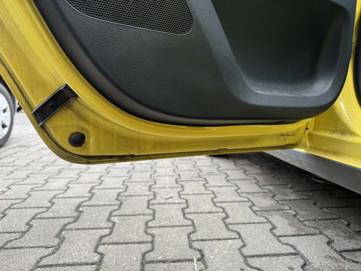 Skoda Fabia 2 original T&uuml;r hinten links LF1F Gelb Kombi Rohbau Bj.2009